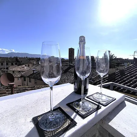 Caesar's Luxury In Center Town Amphitheater